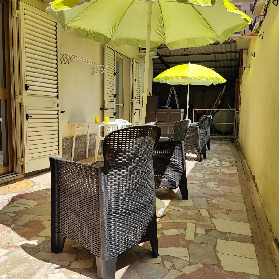 Nonna Rosa Hotel Reggio di Calabria Kültér fotó